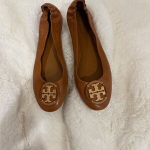 Tory Burch Tan Leather Loafers with Logo Accent